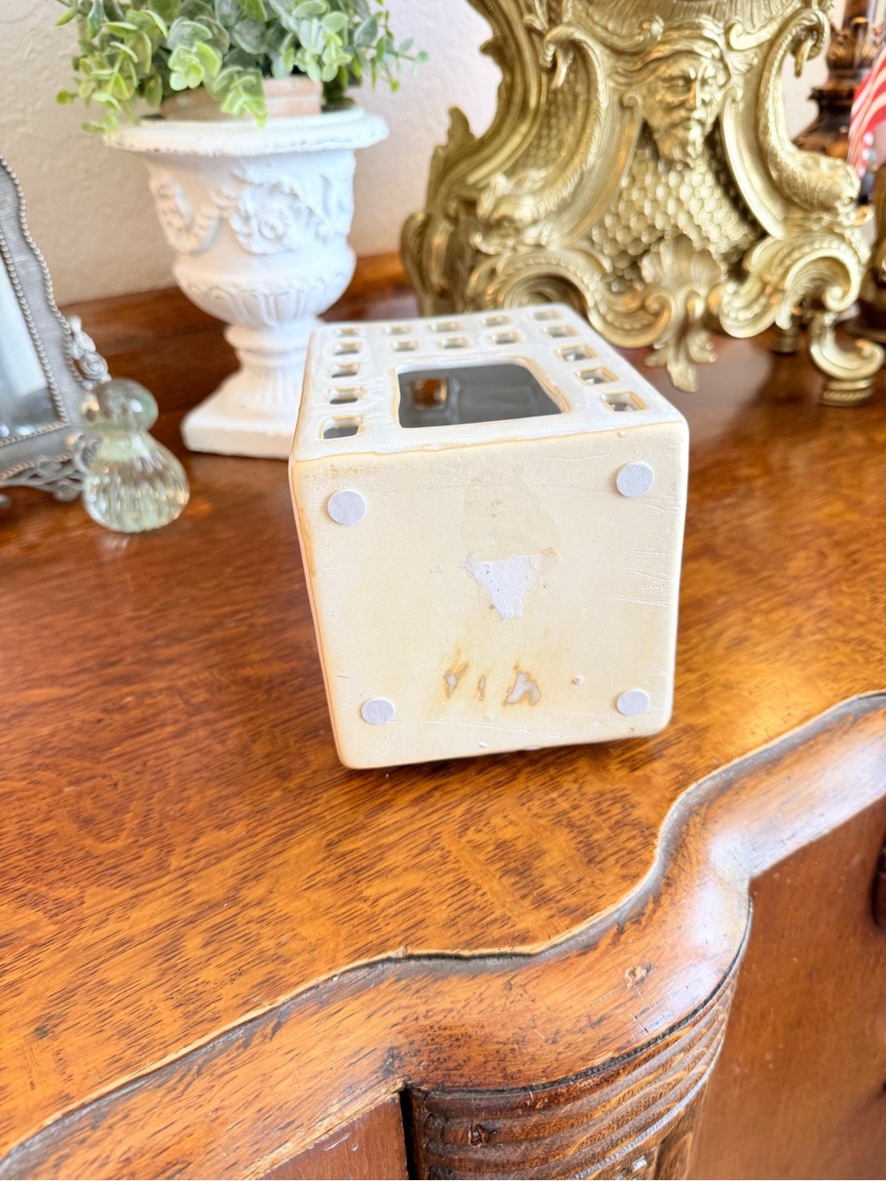Ceramic Farmhouse House Votive Holder - Picture 6 of 13